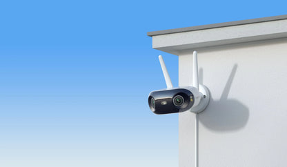 Reolink Smart 4K 8MP Dual-Lens Plug-in Security Camera