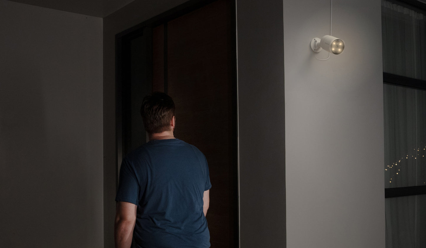 2K 4MP ColorX PoE IP Camera with True Color Night Vision