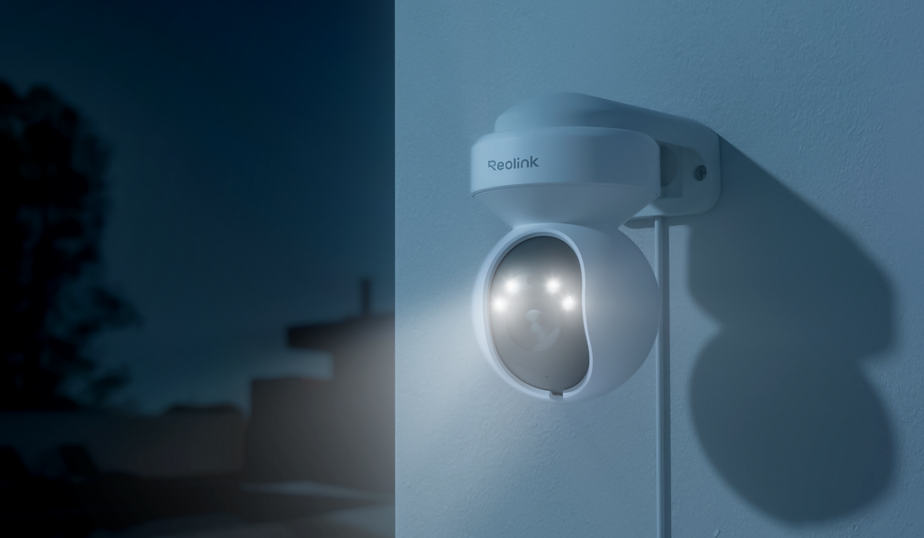 4K PTZ Wi-Fi 6 Security Camera with Auto Tracking