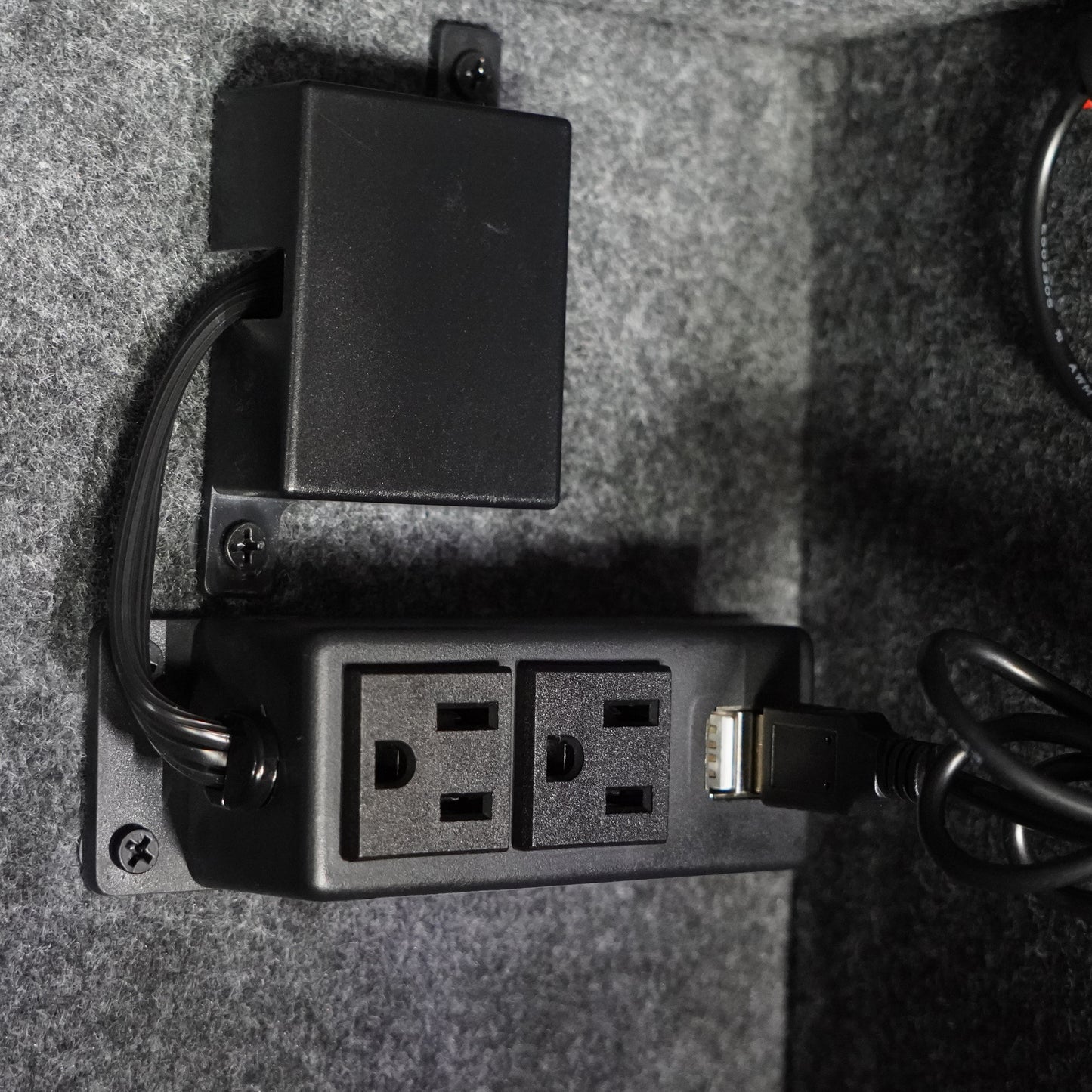 Sports Afield Haven SA5942HX 48-Gun Fire & Water Safe